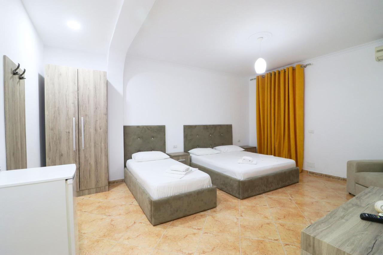 Hotel Kristal Vlore Ngoại thất bức ảnh