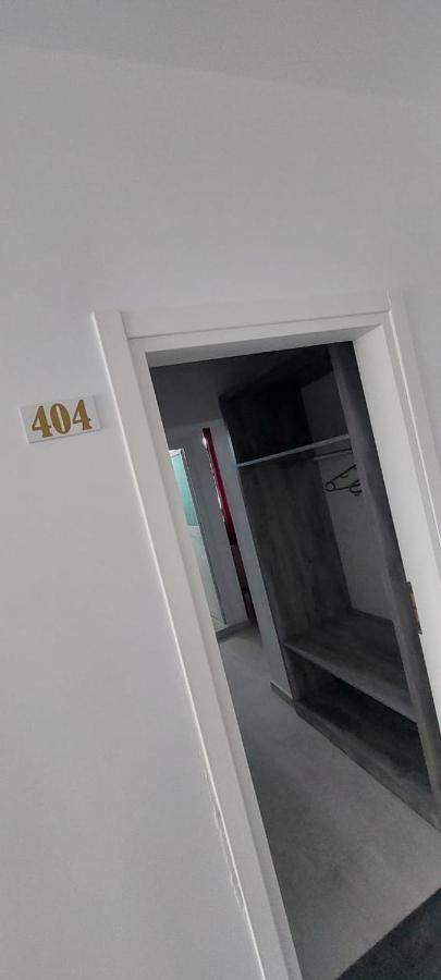 Hotel Kristal Vlore Ngoại thất bức ảnh